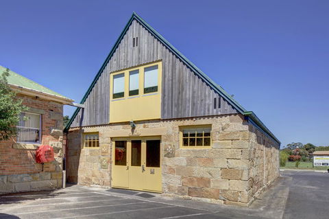 The Richmond Arms Hotel - Accommodation BNB 17