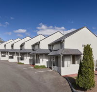 Elphin Motel  Serviced Apartments - Accommodation BNB