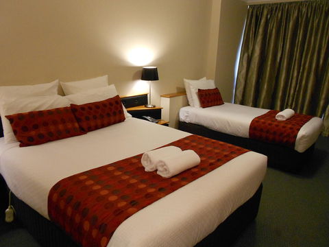 Commodore Regent - Accommodation BNB 35