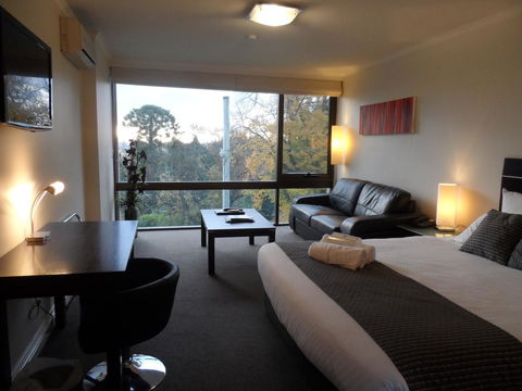 Commodore Regent - Accommodation BNB 28
