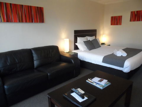 Commodore Regent - Accommodation BNB 6