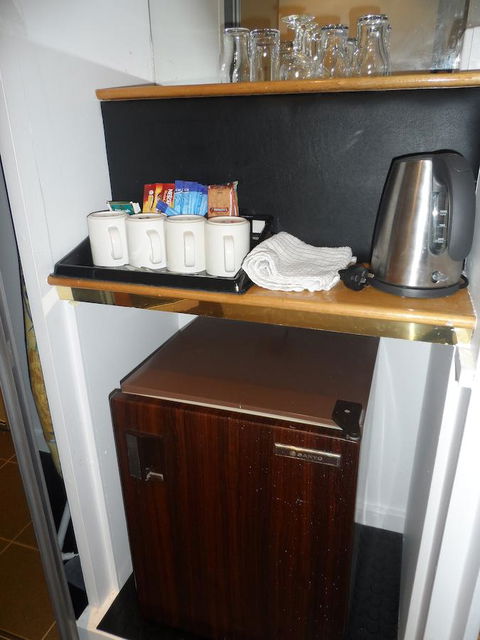Commodore Regent - Accommodation BNB 18