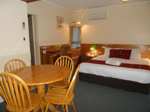 Commodore Regent - Accommodation BNB 29