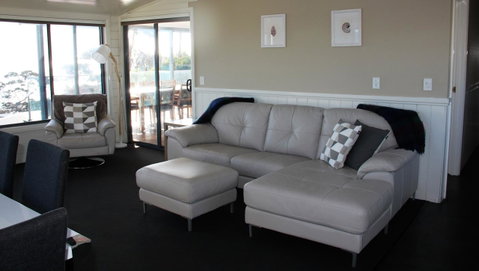 SEA EAGLE COTTAGE Amazing Views Of Bay Of Fires - Accommodation BNB 5