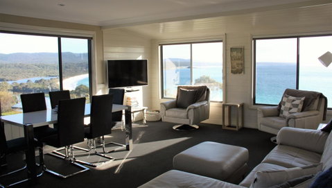 SEA EAGLE COTTAGE Amazing Views Of Bay Of Fires - Accommodation BNB 21