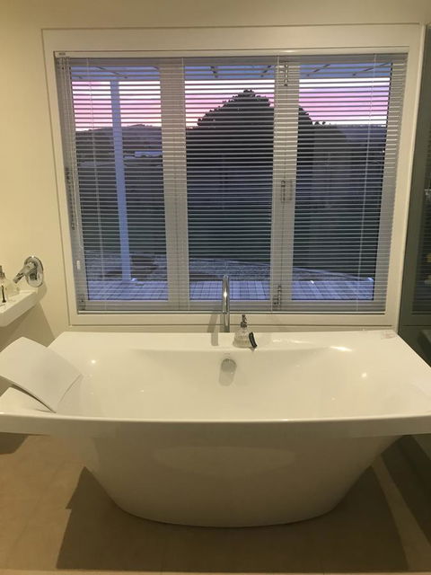 Richmond Bridge Accommodation â€œTwo The Bridgeâ€ - Accommodation BNB 28