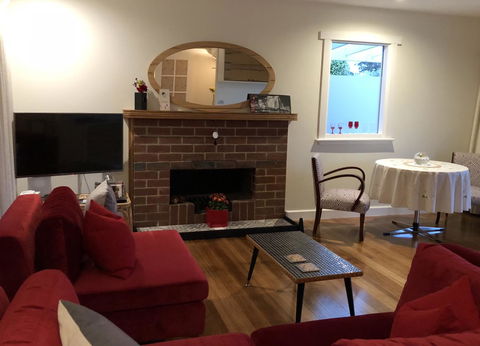 Richmond Bridge Accommodation â€œTwo The Bridgeâ€ - Accommodation BNB 5