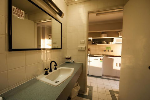 Parklane Motel - Accommodation BNB 24