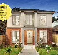NEW Inner Melb Luxury Modern Grand Holiday House - Great Location Wifi Parking - Accommodation BNB