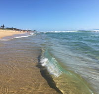 NEW UPMARKET COMFORTABLE 2 Bed 2 Bath OCEAN VIEWS 250m to BUDDINA BEACH - Accommodation BNB