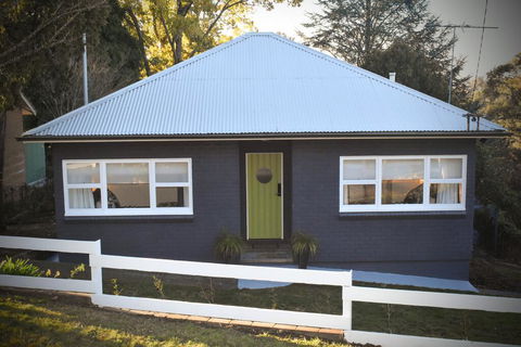 NEW Winston Cottage Leura Views & Location - Accommodation BNB 0