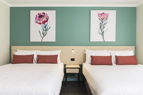 Nightcap At Balaclava Hotel - Accommodation BNB 1