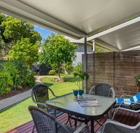 Noosa Entrance 2 bedroom Garden Side Townhouse. - Accommodation BNB