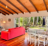 Noosa Lake House - Accommodation BNB