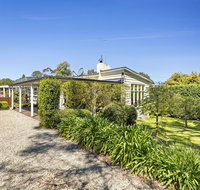 North Haven lovely coastal beach house private garden walk to beach and village - Accommodation BNB