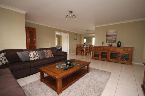 NORTH HEAVEN STATION 28 Alma St, North Haven - Accommodation BNB 0