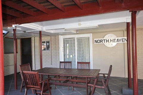 NORTH HEAVEN STATION 28 Alma St, North Haven - Accommodation BNB 2