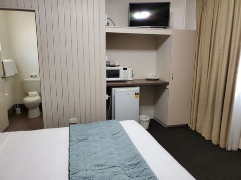 O'Sheas Windsor Hotel - Accommodation BNB 2