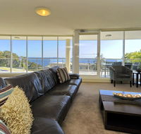 Oasis Unit 9/5 Laman Street - Accommodation BNB