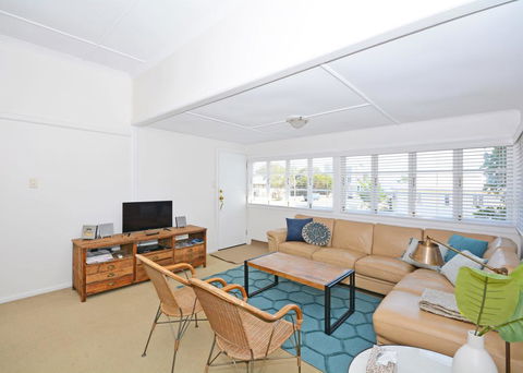 Ocean Breeze Hervey Bay - Accommodation BNB 2