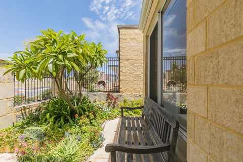 Ocean Keys Cottage - Free WiFi - Accommodation BNB 2