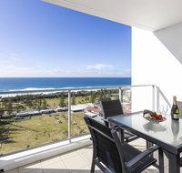 Ocean Pacific Resort - Official - Accommodation BNB