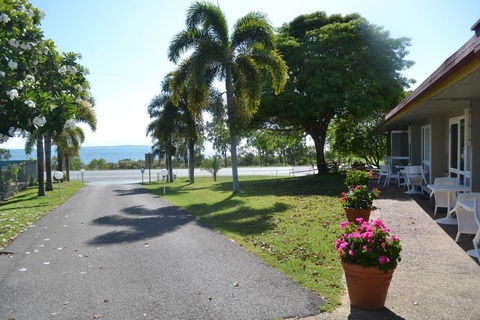 Ocean View Motel Bowen - Accommodation BNB 2