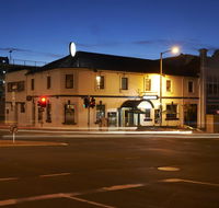 Okeefes Hotel Backpackers - Accommodation BNB