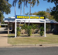 Overflow Emerald Motor Inn - Accommodation BNB