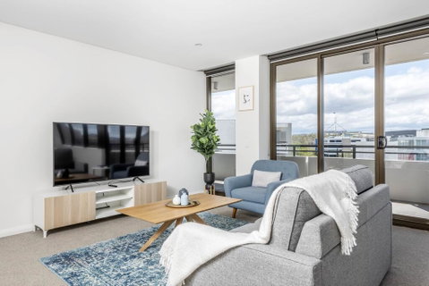 Oversized Luxe 1 Bedder - Amazing Barton - Gym - Accommodation BNB 2