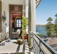Oversized Manly Penthouse with 180 ocean views - Accommodation BNB