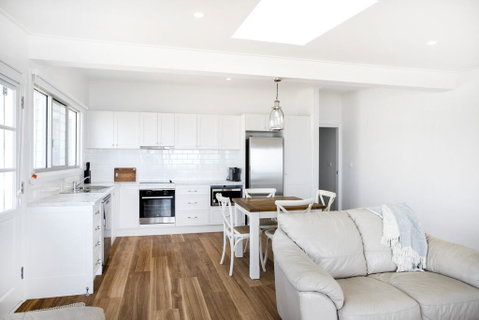Pa's Beach House - Apartment 2 - Accommodation BNB 3