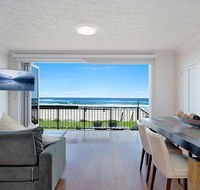 Palm Beach Beachfront Townhouse - Accommodation BNB
