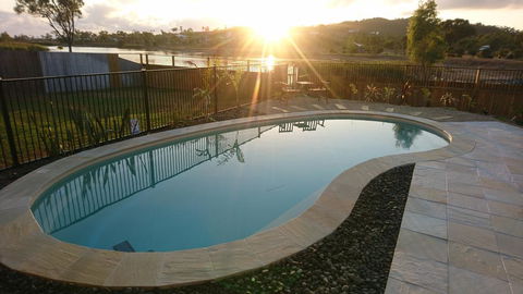 Palm Lakeside Holiday Home - Bowen, Whitsundays, Queensland - Accommodation BNB 0