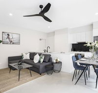 Park avenue hideaway for 4 Auchenflower Brisbane - Accommodation BNB