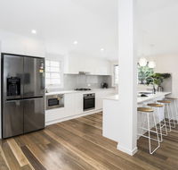Park Avenue Terrace House Sleeps 9 - Accommodation BNB