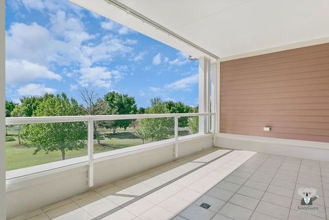 Parkland View Cosy 2 Beds APT+FREE Parking - Accommodation BNB 1