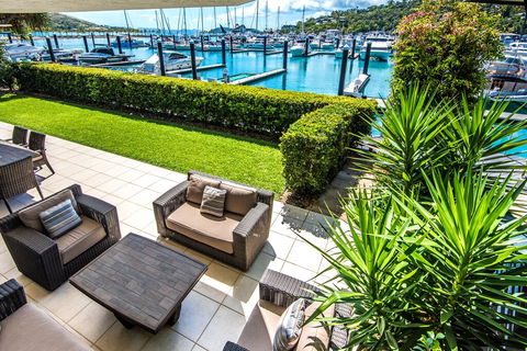 Pavilion 2 Luxury 4 Bedroom 3 Bathroom With Inground Pool And Gold Buggy - Accommodation BNB 3