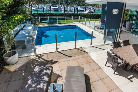 Pavilion 2 Luxury 4 Bedroom 3 Bathroom With Inground Pool And Gold Buggy - Accommodation BNB 1