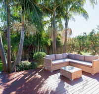 Pawprints, 123 Bagnalls Beach Road - Accommodation BNB