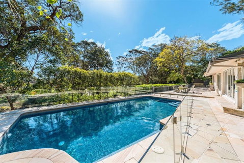 Peaceful And Mature Gardens With Panoramic Views - Accommodation BNB 2