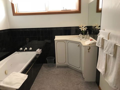 Penguin Seaside Homestay - Accommodation BNB 3