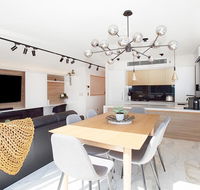 Penthouse Designer Apartment Close to City - Accommodation BNB