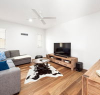 Pet Friendly new house Peregian Breeze Drive Peregian Beach - Accommodation BNB