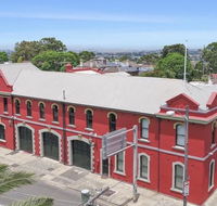 Petersham Firestation Paradise - Accommodation BNB