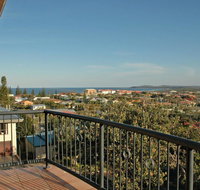 Phoenix Terrace -townhouse Yamba - Accommodation BNB
