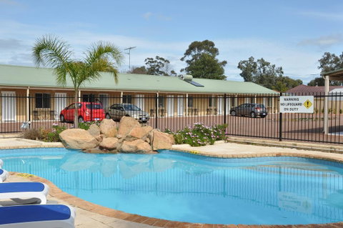 Pinjarra Resort - Accommodation BNB 1