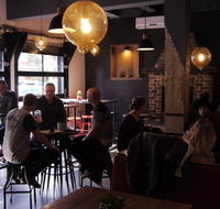 Pint On Punt Backpackers - Accommodation BNB
