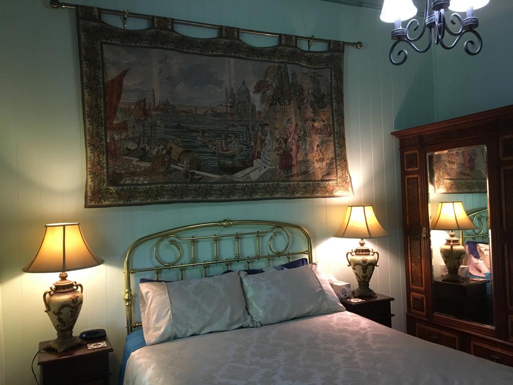 Loch Lomond QLD Accommodation BNB