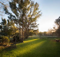 Pool House - Accommodation BNB